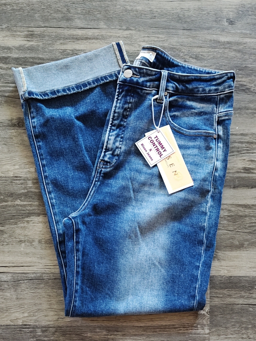 NWT Risen Tummy Control Jeans. Size 1XL. Dark Wash